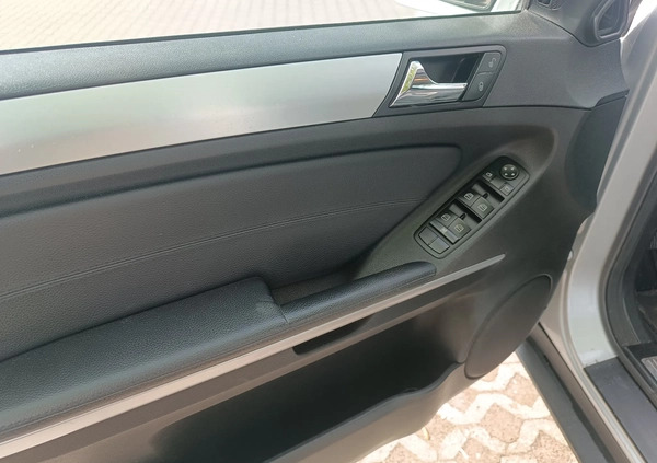 Mercedes-Benz ML cena 34900 przebieg: 419000, rok produkcji 2008 z Pyrzyce małe 154